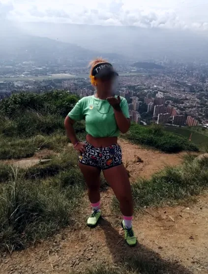 Dilara, 40