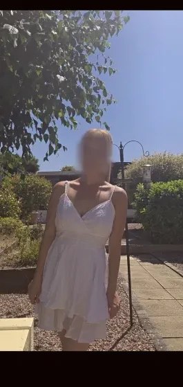Esther, 31