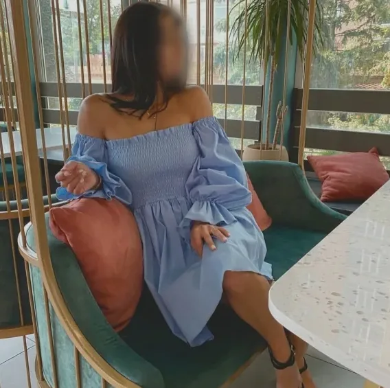 Fatima, 33