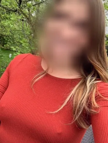 Fatima, 32