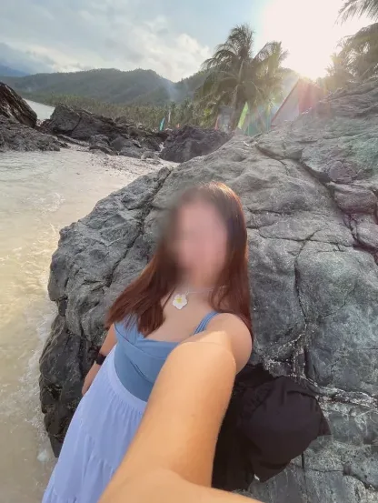 Hajar, 24
