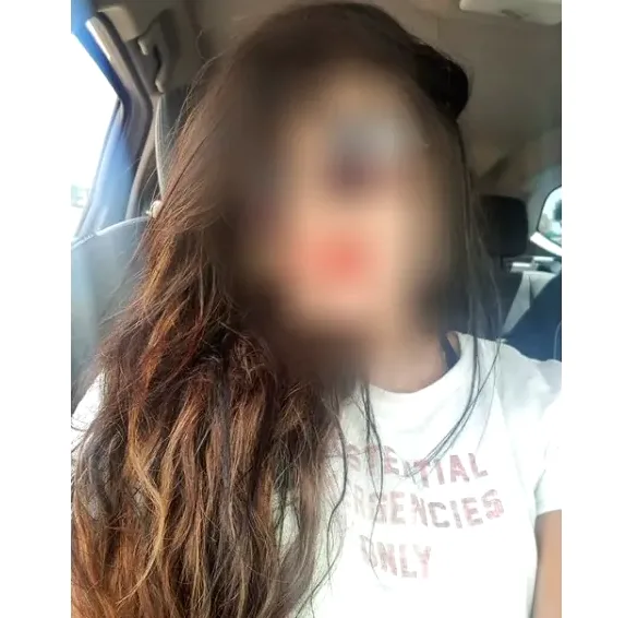 Iris, 35