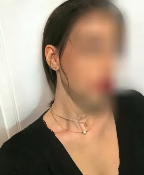 Isabella, 25