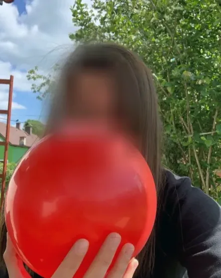 Mila, 28