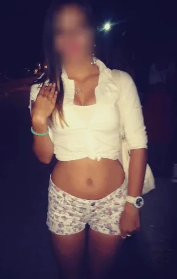 Noor, 27