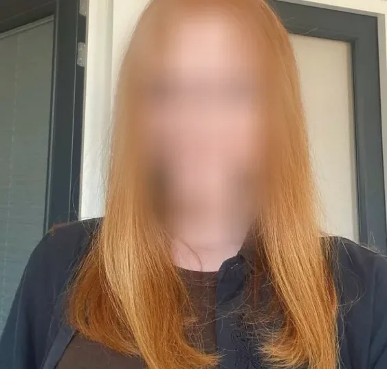 Rania, 27