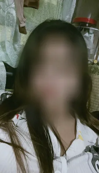 Sandra, 24